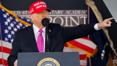 Tổng thống Trump phát biểu tại Học viện Quân sự West Point