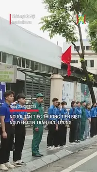 Người dân tiếc thương tiễn biệt nguyên Chủ tịch nước Trần Đức Lương