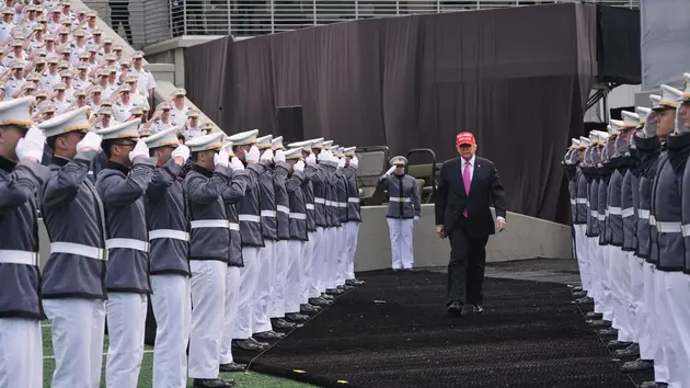 Ông Trump: Mỹ đang 'học hỏi' từ xung đột tại Ukraine