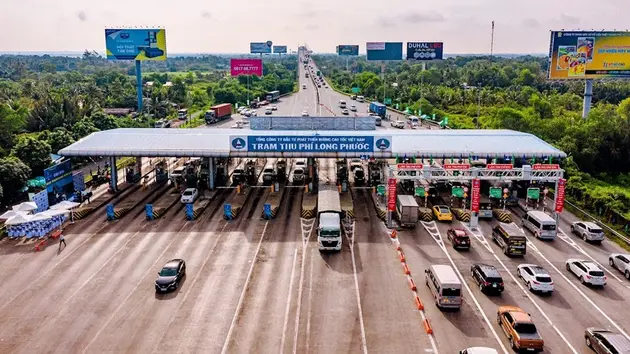 Hơn 6 triệu xe đã dán thẻ thu phí không dừng