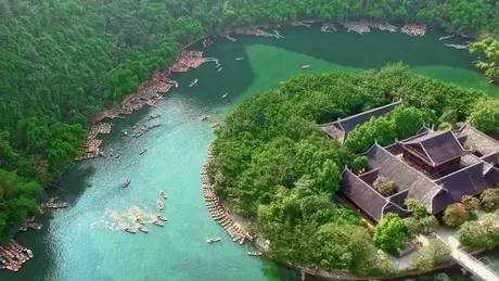 Khám phá thiên nhiên kỳ vĩ qua MV 'Ninh Bình ơi'