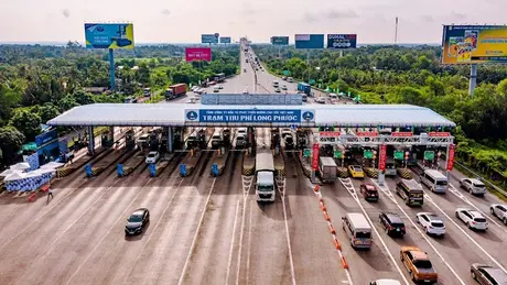 Hơn 6 triệu xe đã dán thẻ thu phí không dừng