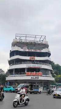 Hà Nội chuẩn bị phá dỡ tòa nhà 'Hàm cá mập'