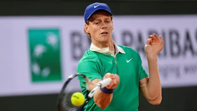 Jannik Sinner khởi đầu thuận lợi ở Roland Garros