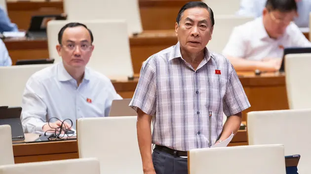 'Vụ Trương Mỹ Lan có thể xây được nửa đường sắt Bắc-Nam'