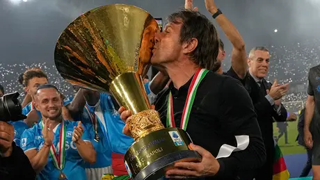 Chủ tịch CLB Napoli xác nhận chia tay HLV Conte