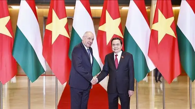 Chủ tịch Quốc hội Trần Thanh Mẫn hội kiến Tổng thống Hungary