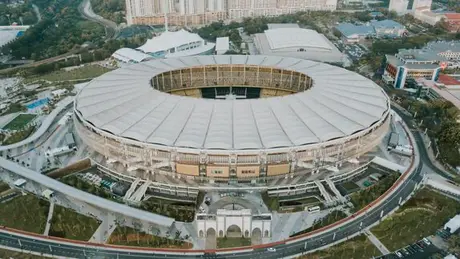 'Chảo lửa’ Bukit Jalil nóng lên từng giờ nhờ Man United