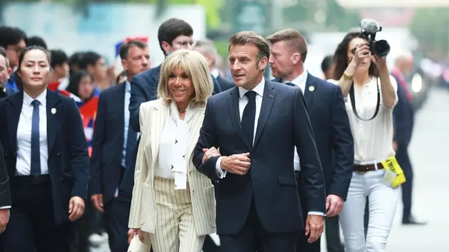 Tổng thống Pháp Emmanuel Macron đăng video cảm ơn Việt Nam