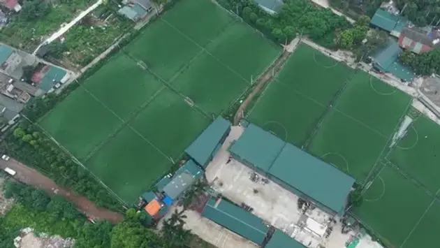 8 sân bóng trái phép trên đất nông nghiệp ở Phú Diễn