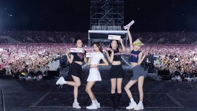 BlackPink đến 16 điểm trong chuyến lưu diễn vòng quanh thế giới