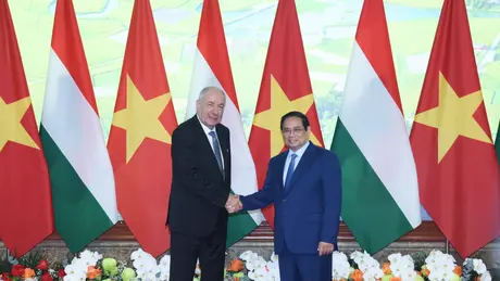 Thủ tướng Phạm Minh Chính hội kiến Tổng thống Hungary
