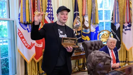 Tỷ phú Elon Musk chia tay Nhà Trắng