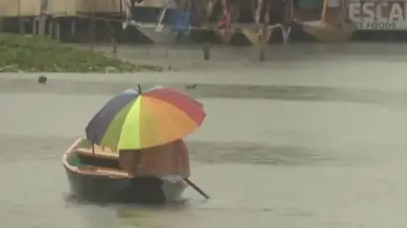 Mưa to gây ngập lụt nghiêm trọng tại Ấn Độ