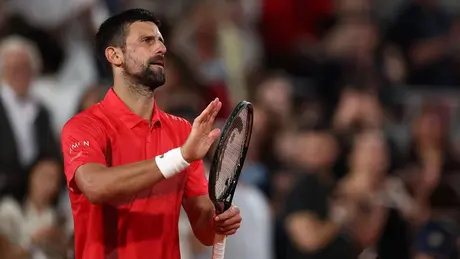 Djokovic, Sinner vào vòng 4 Roland Garros