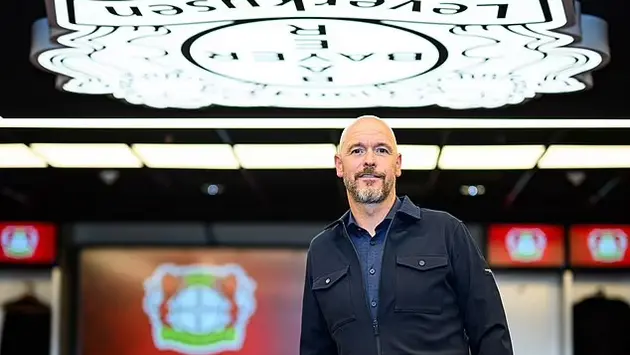 Bayer Leverkusen cân nhắc yêu cầu đổi cầu thủ của Liverpool