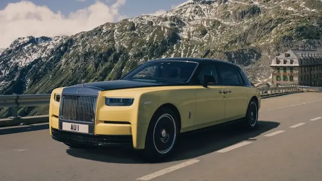 Mẫu Rolls-Royce kỉ niệm 60 năm phim điệp viên 007
