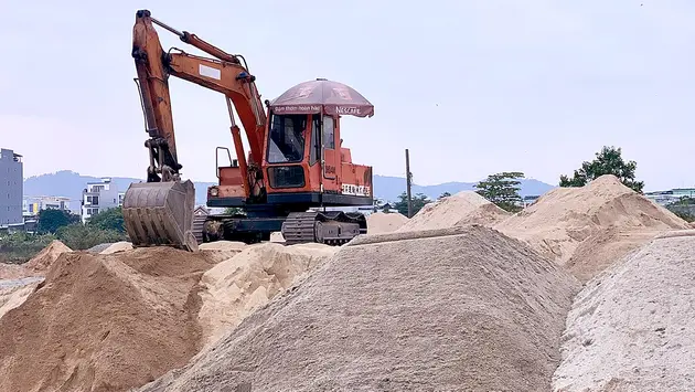 Hệ lụy từ đấu giá khoáng sản cát cao bất thường