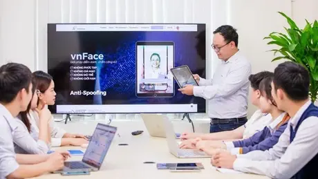 Giảm thời gian cấp giấy phép lao động cho người nước ngoài