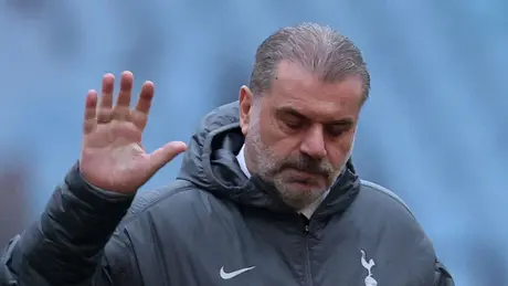 Tottenham sa thải HLV Ange Postecoglou