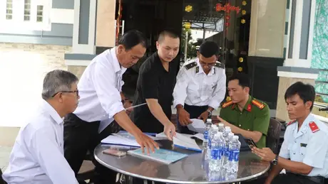 Đề nghị Bộ Công an vào cuộc vụ C.P bị tố bán 'thịt bẩn'