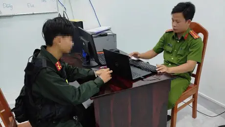 Bắt giữ đối tượng giả danh CSCĐ để cưỡng đoạt tài sản