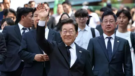 Tân Tổng thống Hàn Quốc Lee Jae-myung là ai?