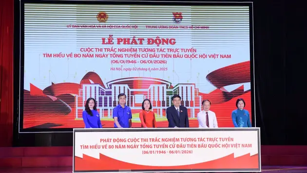 Thanh niên Việt Nam tìm hiểu lịch sử trên nền tảng số