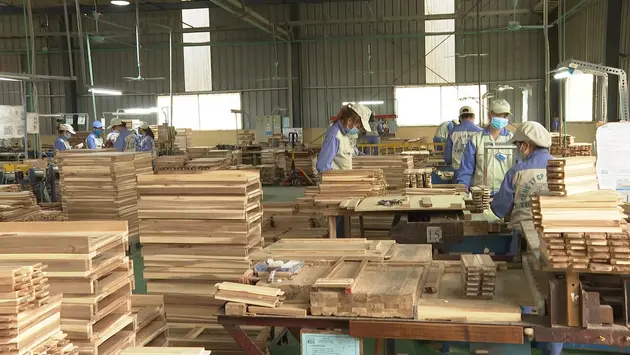 Dịch chuyển xuất khẩu để ứng phó thuế đối ứng của Mỹ