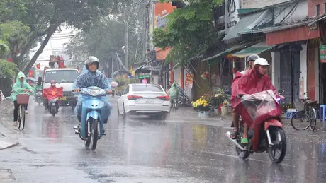 Thời tiết 4/6: Hà Nội mưa dông rải rác