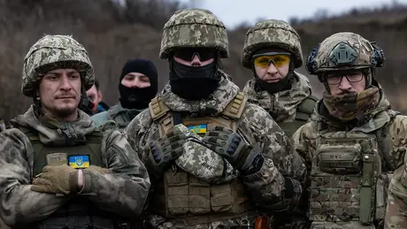 Tổng thống Ukraine cải tổ đội ngũ chỉ huy quân đội