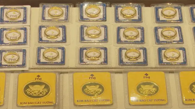 Giá vàng trong nước ngày 4/6 giảm mạnh