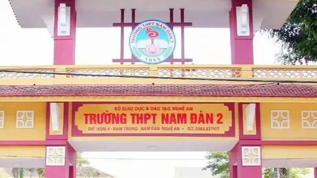 Đình chỉ giám thị phát ngôn không chuẩn mực trong kỳ thi lớp 10