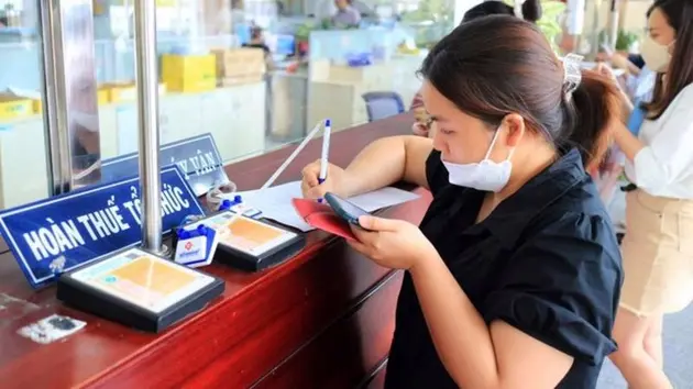 Cục thuế gửi thư ngỏ tới cơ sở 'chỉ nhận tiền mặt'