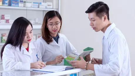 Sở Y tế Hà Nội hợp tác phát triển dược lâm sàng