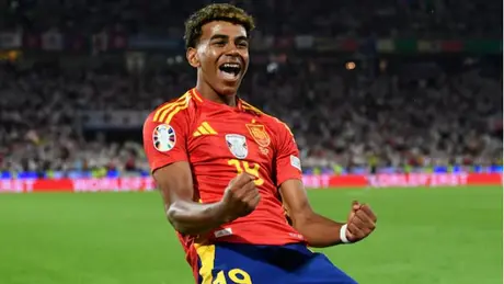 Đội tuyển Tây Ban Nha giành quyền vào chung kết Nations League