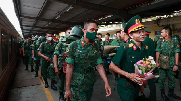 Đoàn quân miền Nam ra Hà Nội sẵn sàng cho diễu binh