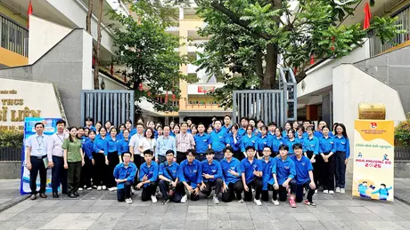 Tiếp sức mùa thi - đồng hành cùng sĩ tử