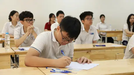 Ngữ liệu đề thi Ngữ văn có thể không nằm trong SGK