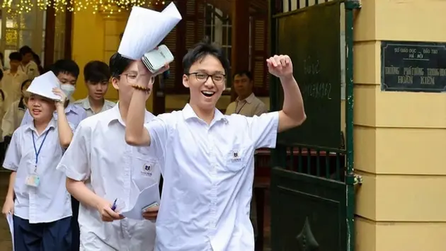 Thủ tướng: Đầu tư ngân sách cho dạy học hai buổi/ngày