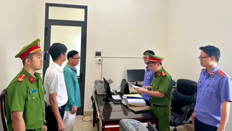 Khởi tố cựu Phó Chủ tịch huyện do vi phạm đất đai