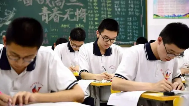 Hơn 13 triệu thí sinh Trung Quốc thi đại học