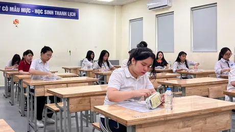 Thí sinh Hà Nội thi môn cuối kỳ thi vào 10