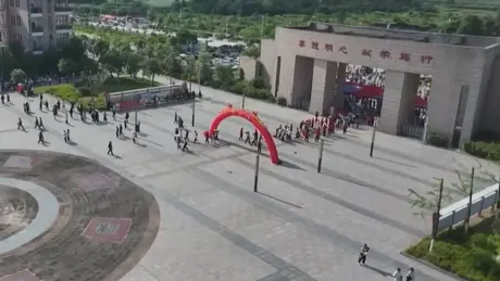 Trung Quốc: Hơn 13 triệu thí sinh thi tuyển Đại học