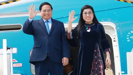 Thủ tướng Phạm Minh Chính bắt đầu chuyến công du tại Pháp