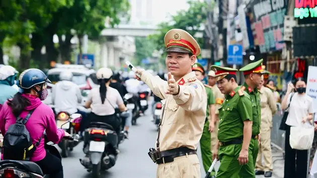 Giao thông an toàn, thuận lợi trong kỳ thi vào lớp 10