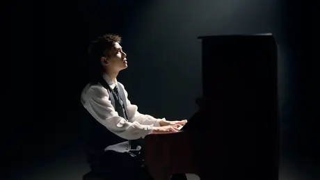 Quân A.P trở lại sở trường ballad với MV 'Thiên Mệnh'