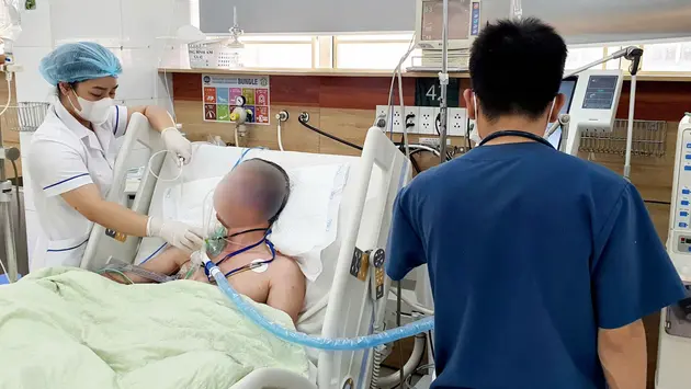 Hôn mê do dùng phải cồn sát trùng giả