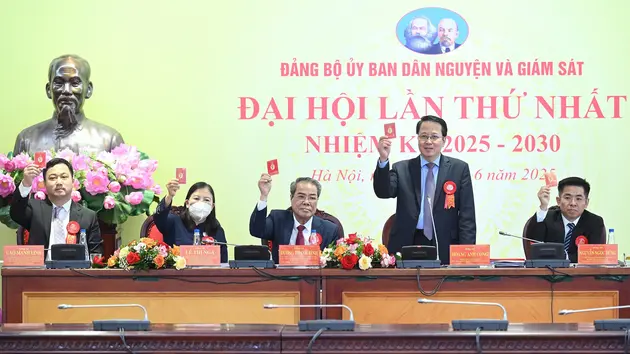 Đổi mới tiếp công dân, giám sát 'từ sớm, từ xa'