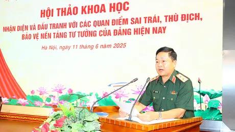 Nhận diện, đấu tranh, bảo vệ nền tảng tư tưởng của Đảng
